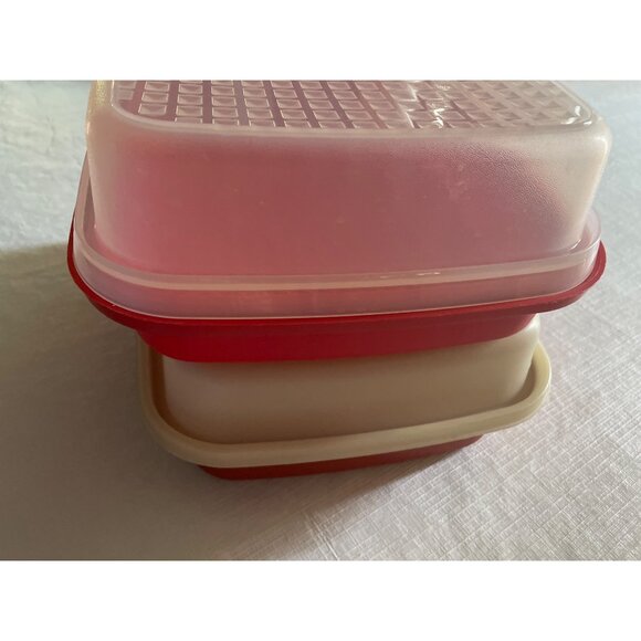 Vintage Tupperware Square Marinade Containers With Lids - Set Of 2 Red & Beige - Picture 5 of 7